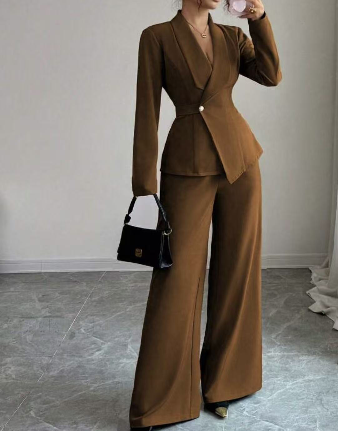 Women's Two-Piece Pants Set - Long Sleeve Top & Straight Leg Trousers