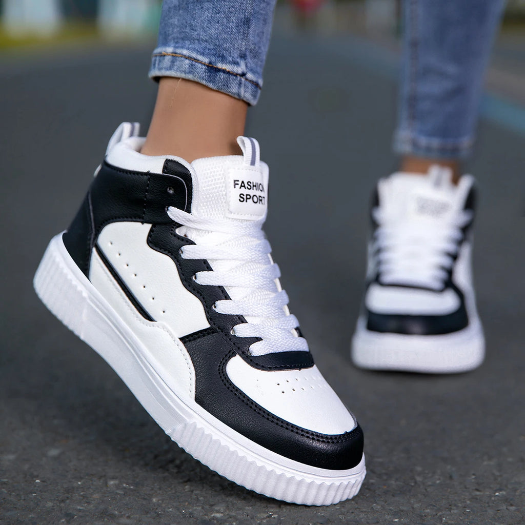 Unisex White Sneakers - Casual Sports Walking Shoes for Men & Women